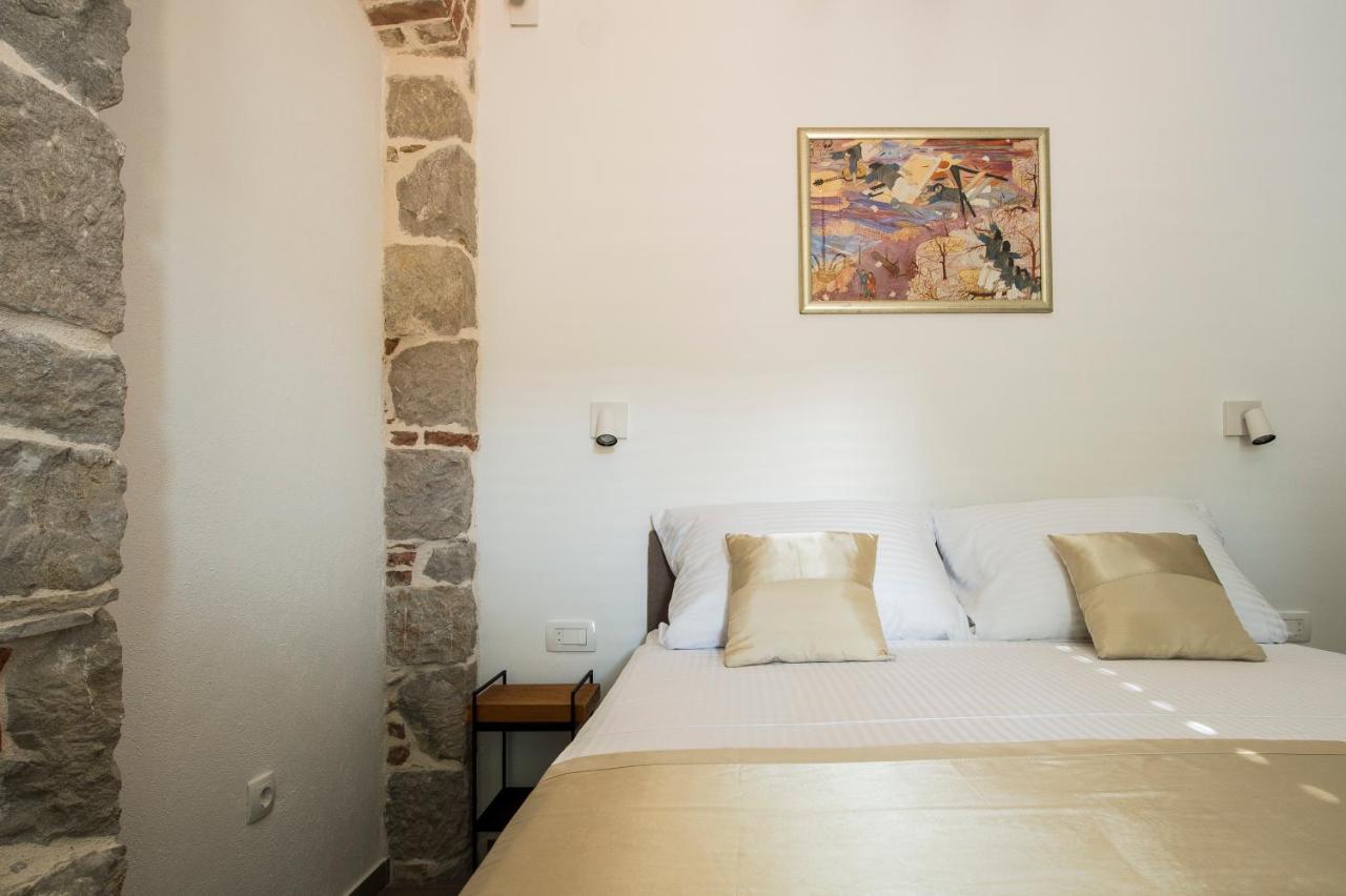 Memento Apartment - In The Heart Of Old Town Split Exterior photo