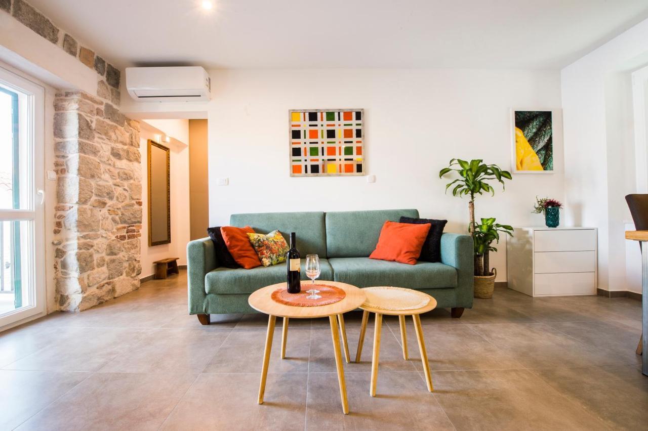Memento Apartment - In The Heart Of Old Town Split Exterior photo